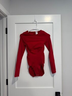 YITTY Red Long-Sleeve Women's Bodysuit